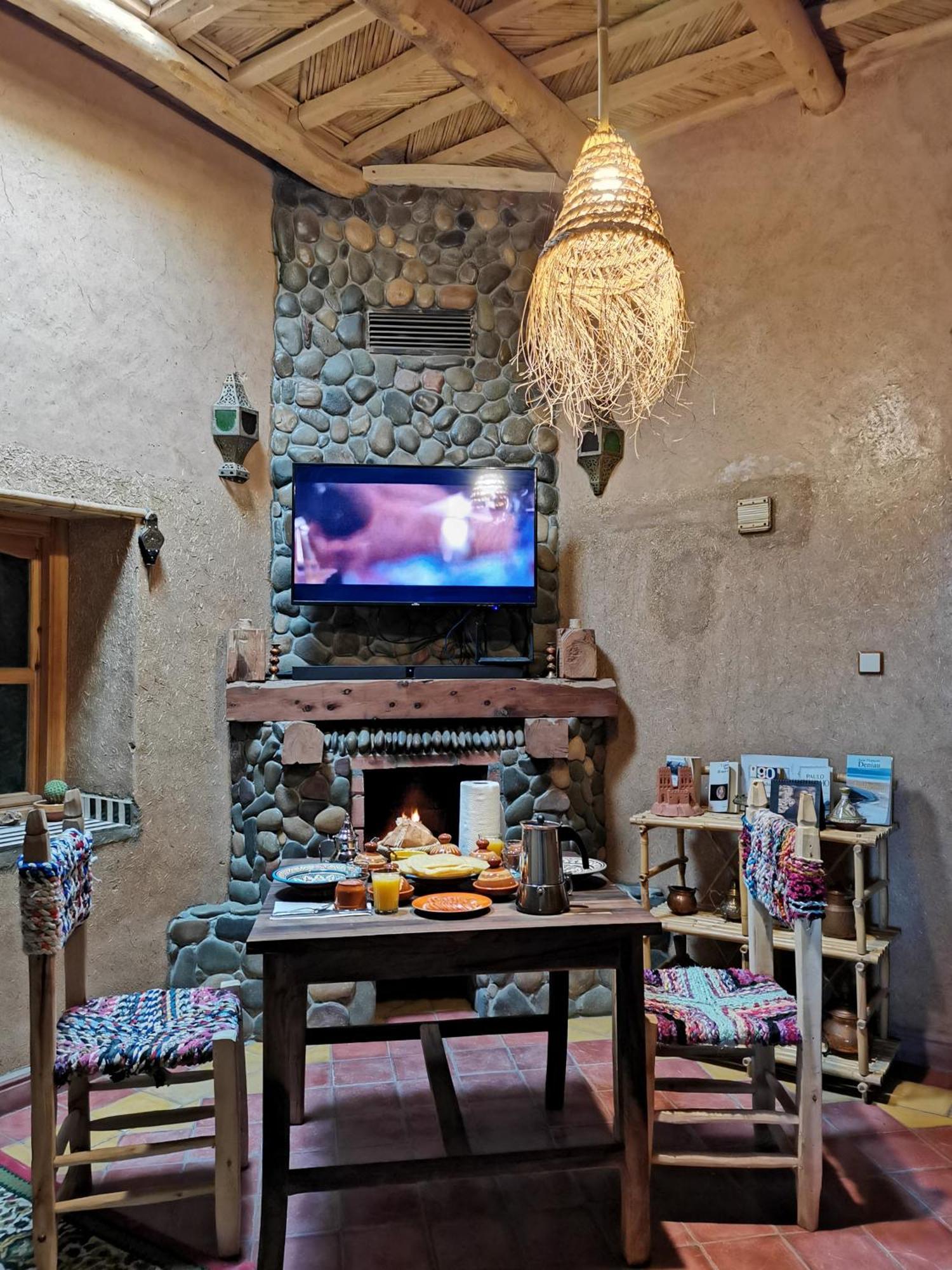 Maison D'Hote Tamatart - Homestay Kelaat-M'Gouna エクステリア 写真